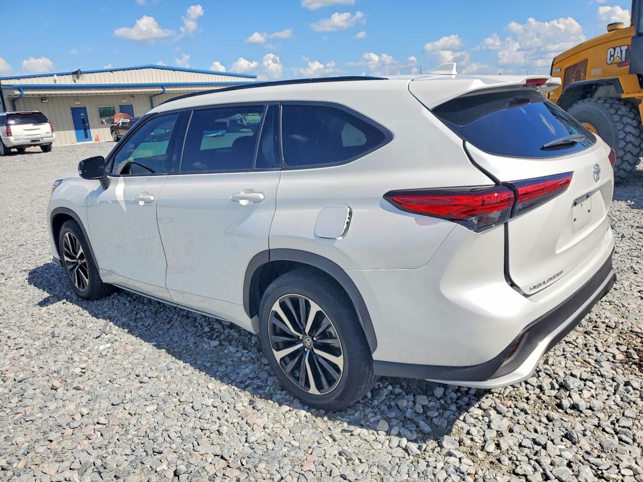 2022 TOYOTA HIGHLANDER XSE — снимка 2
