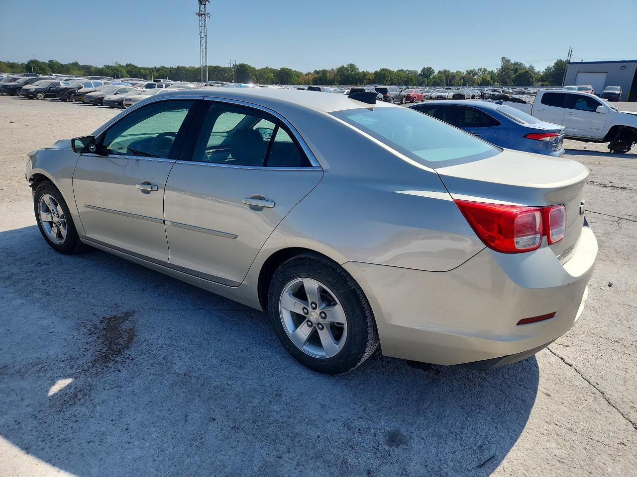 2015 CHEVROLET MALIBU LS — снимка 2