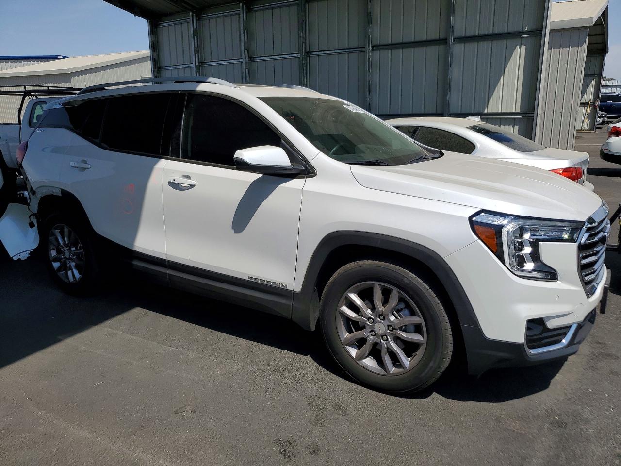 2023 GMC TERRAIN SLT — снимка 4