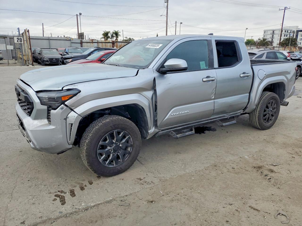 2025 TOYOTA TACOMA SR5