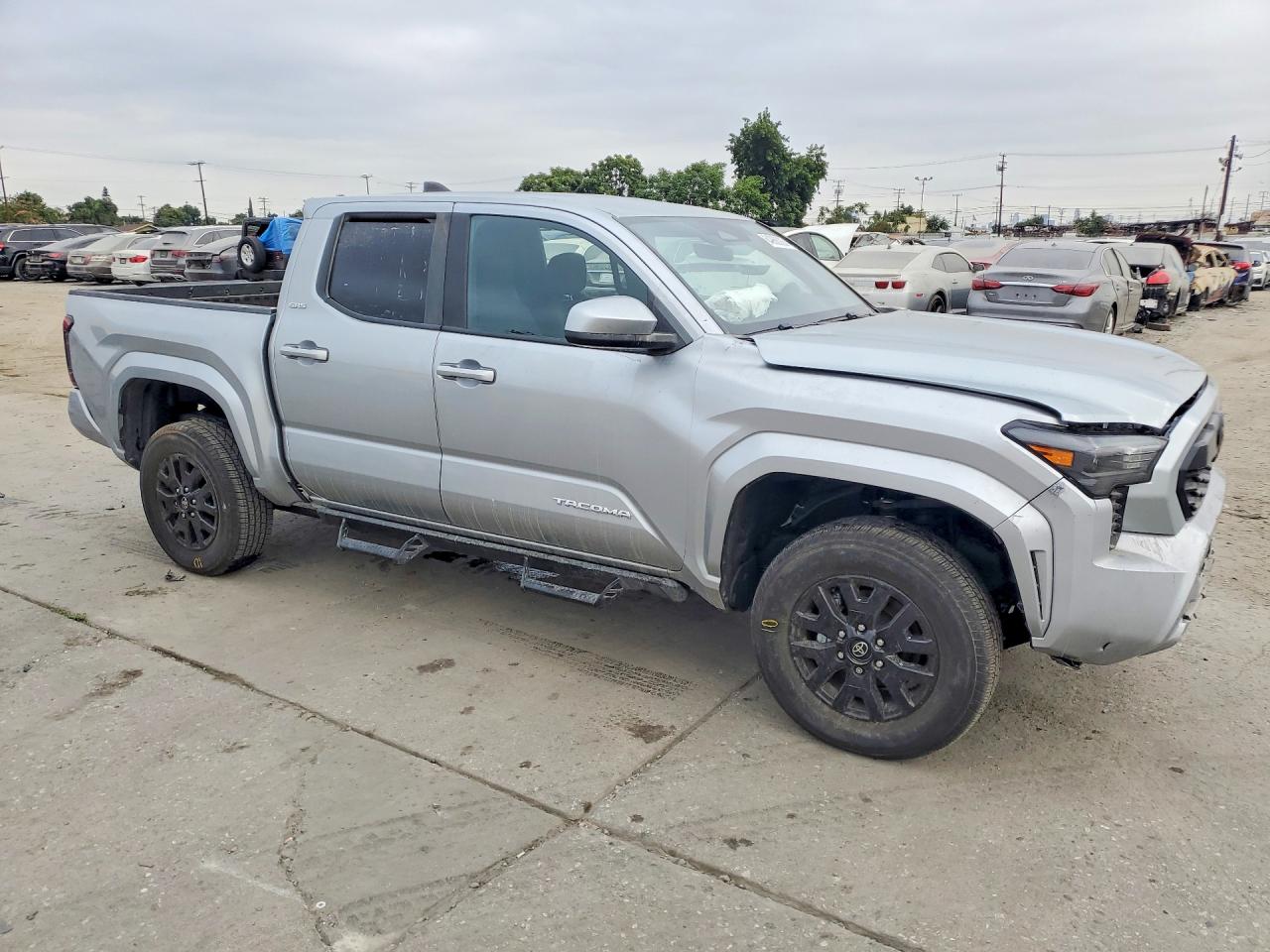2025 TOYOTA TACOMA SR5 — снимка 4