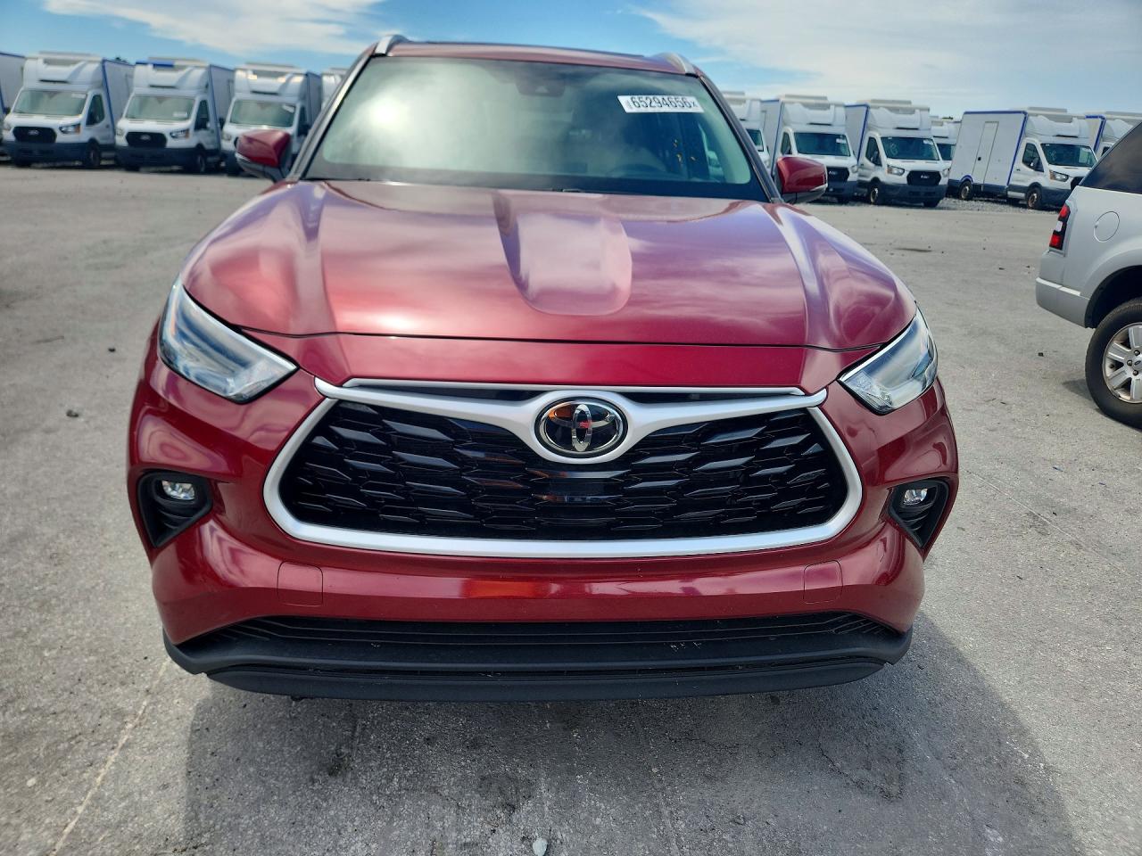2024 TOYOTA HIGHLANDER XLE — снимка 5