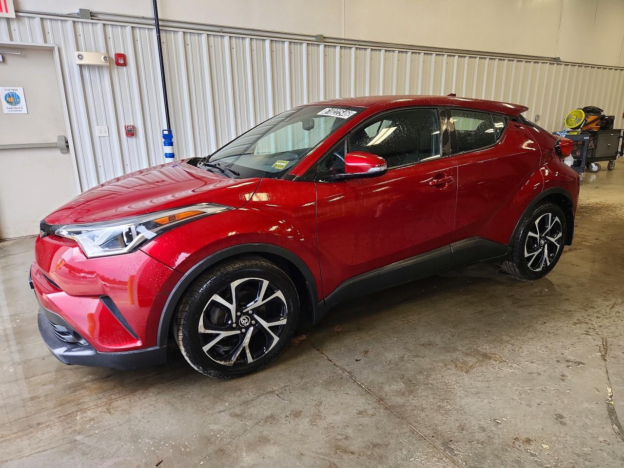 2018 TOYOTA C-HR XLE PREMIUM