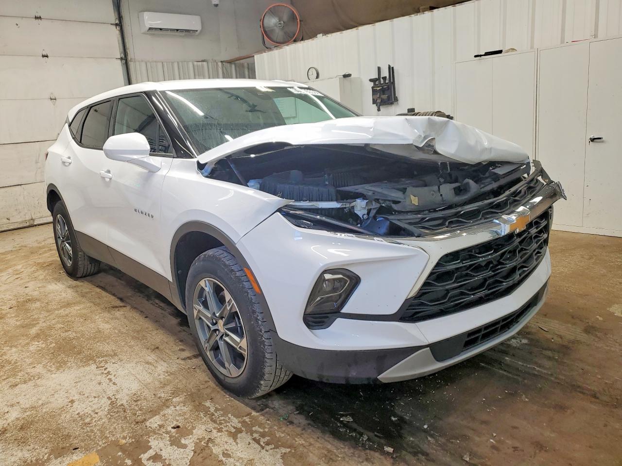 2025 CHEVROLET BLAZER 2LT — снимка 4