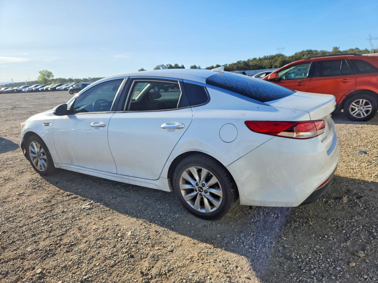 2017 KIA OPTIMA LX — снимка 2