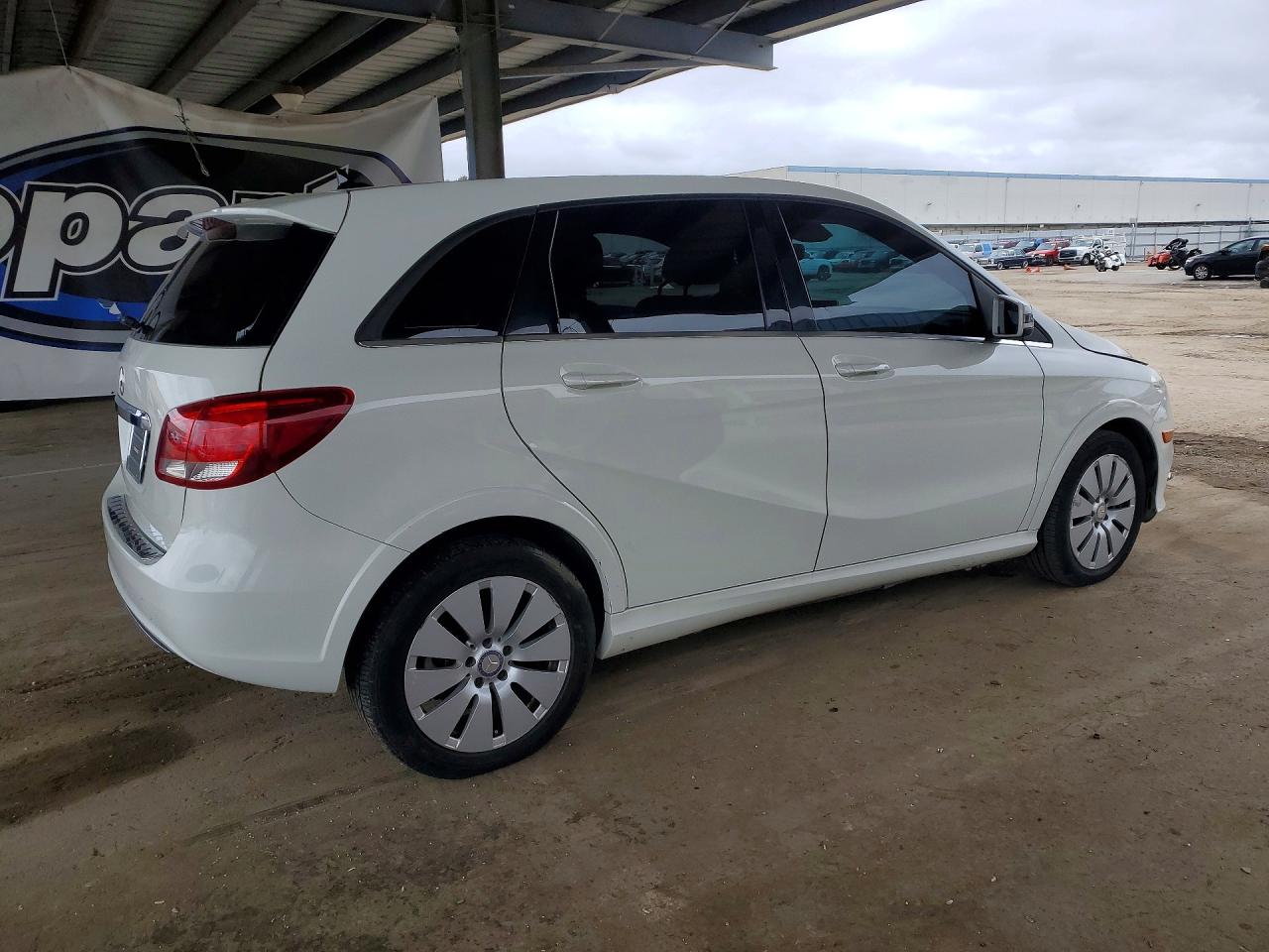 2017 MERCEDES-BENZ B 250E — снимка 3