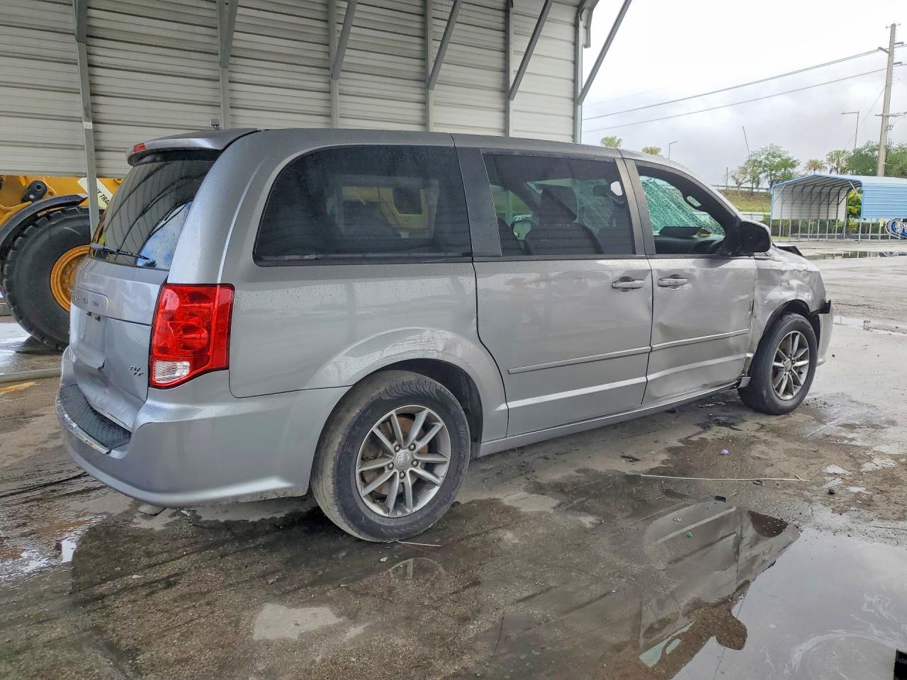 2015 DODGE GRAND CARAVAN SE — снимка 3