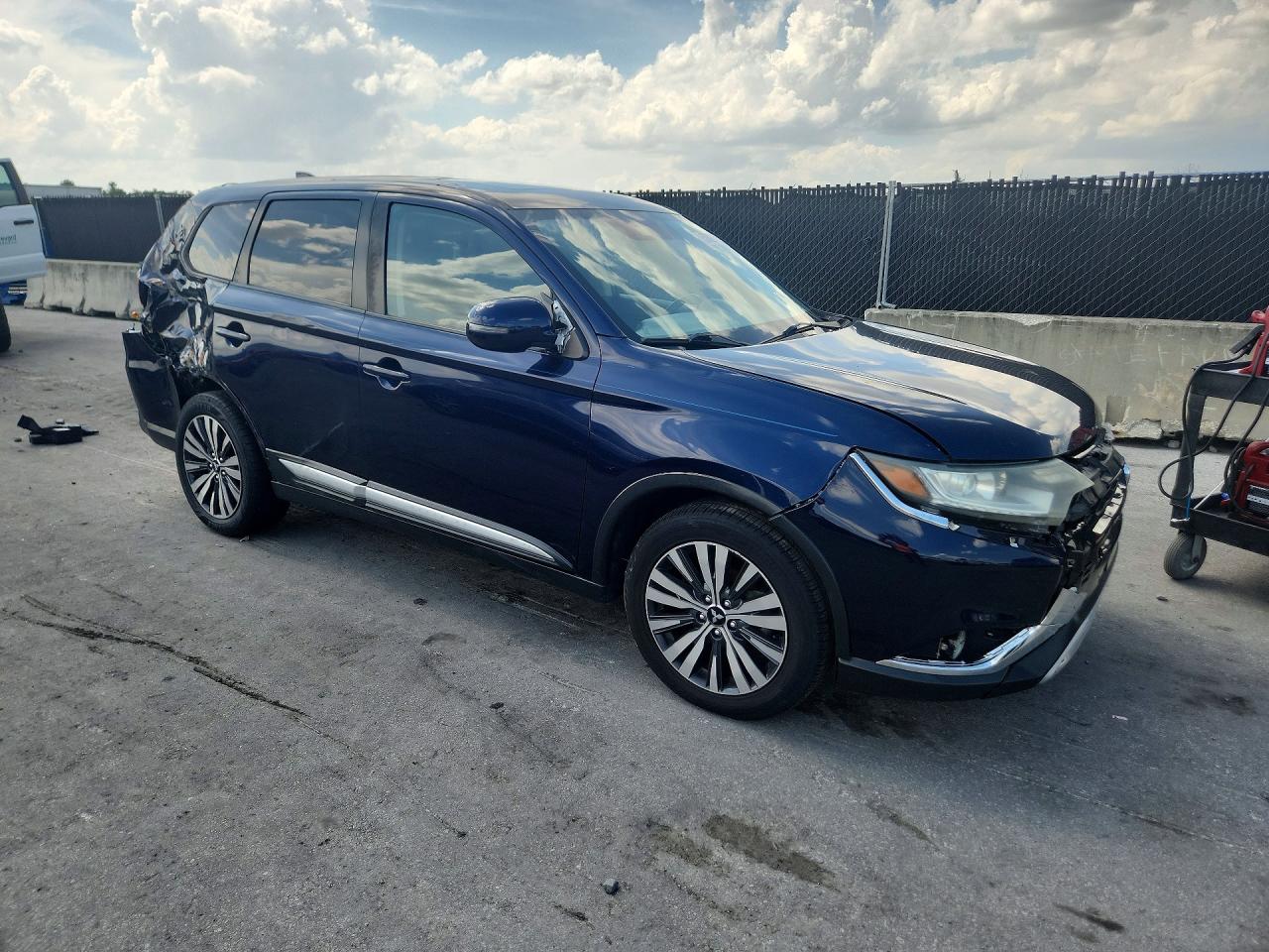 2020 MITSUBISHI OUTLANDER SE — снимка 4