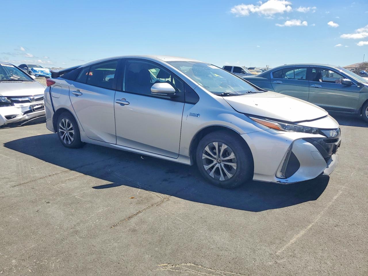 2021 TOYOTA PRIUS PRIME LE — снимка 4