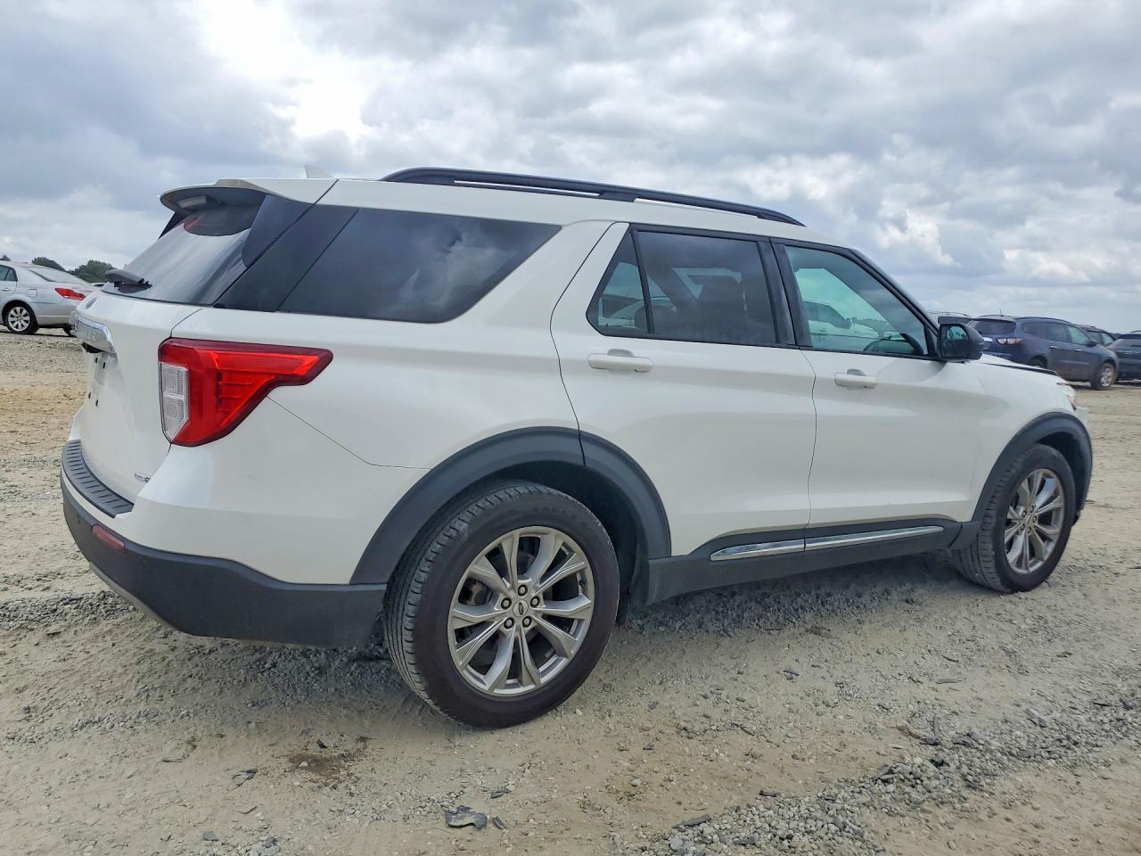 2020 FORD EXPLORER XLT — снимка 3