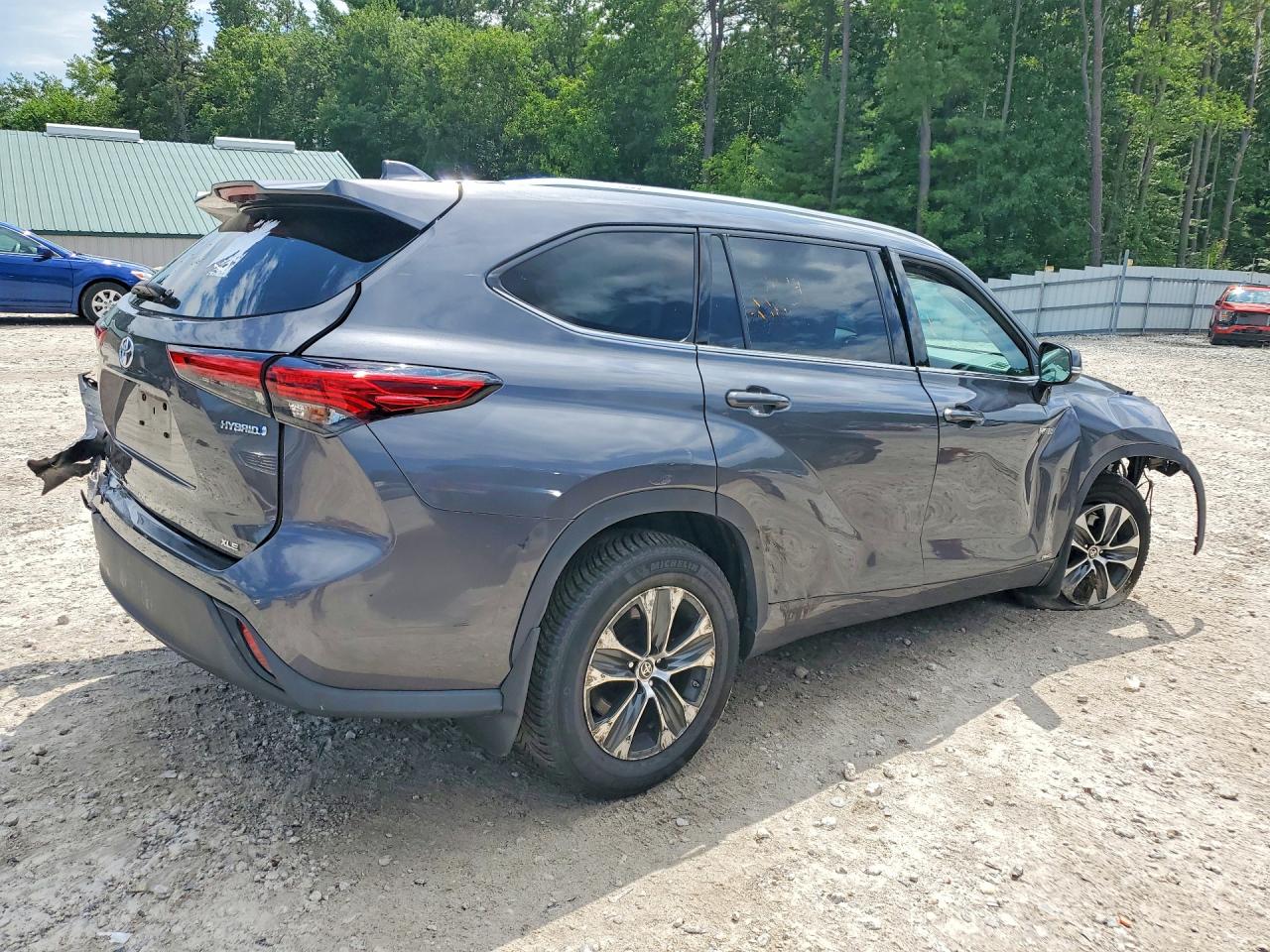 2020 TOYOTA HIGHLANDER HYBRID XLE — снимка 3
