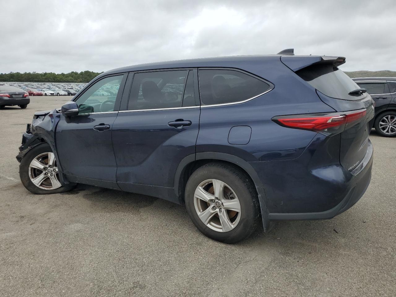 2023 TOYOTA HIGHLANDER L — снимка 2