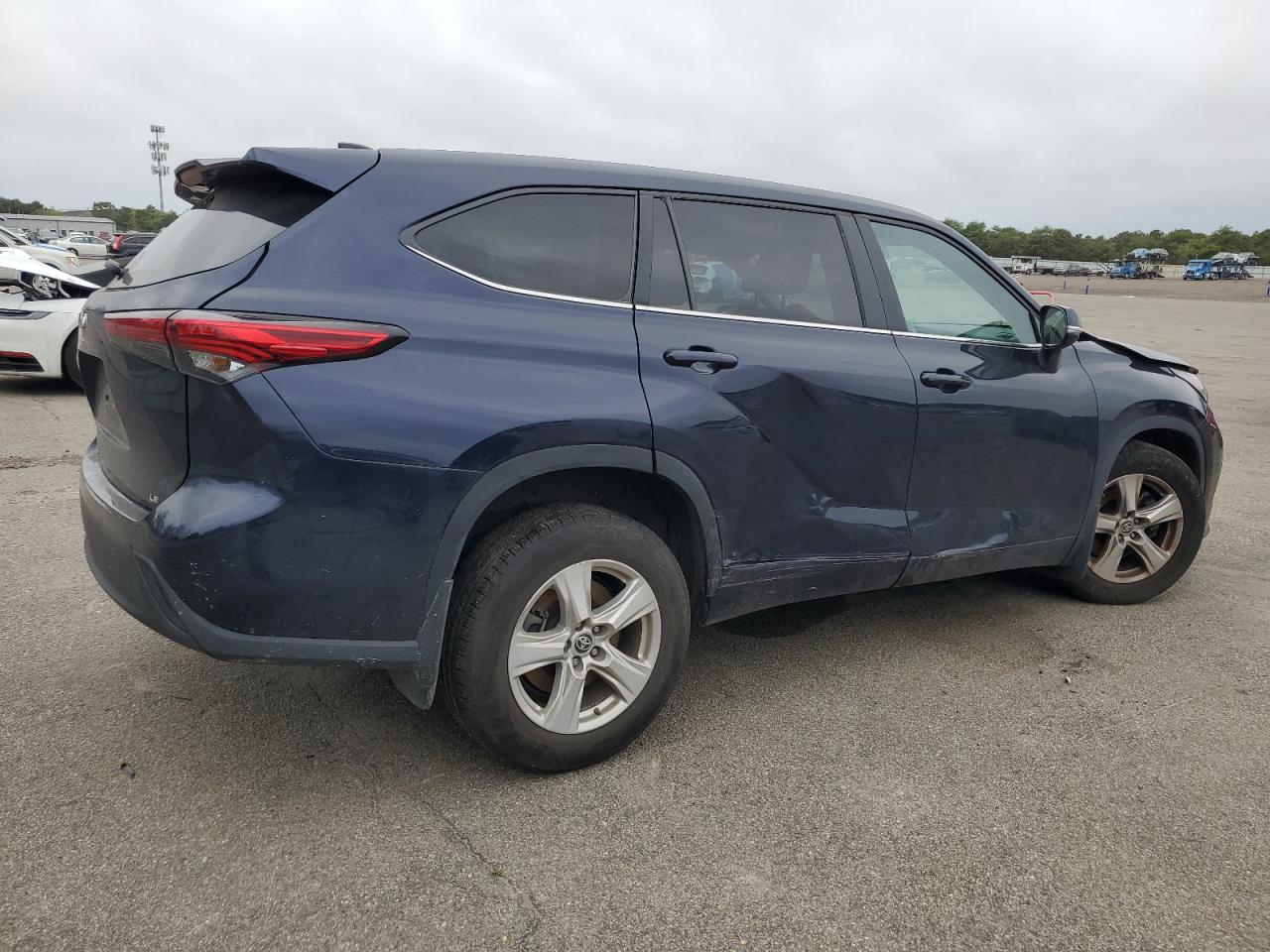 2023 TOYOTA HIGHLANDER L — снимка 3