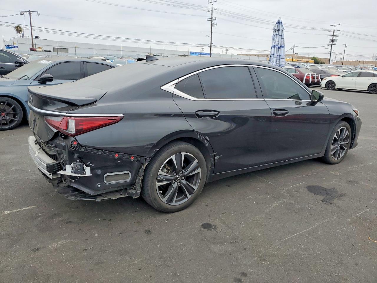 2024 LEXUS ES 300H BASE — снимка 3