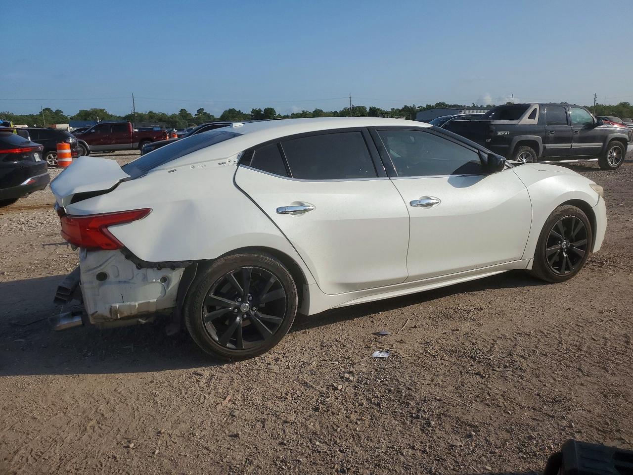 2017 NISSAN MAXIMA 3.5 S — снимка 3