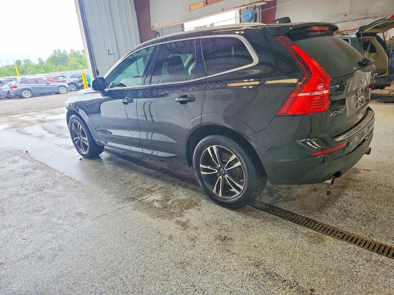 2020 VOLVO XC60 T5 MOMENTUM — снимка 2