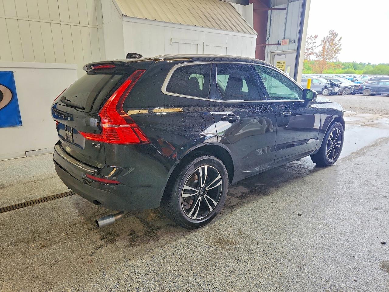 2020 VOLVO XC60 T5 MOMENTUM — снимка 3