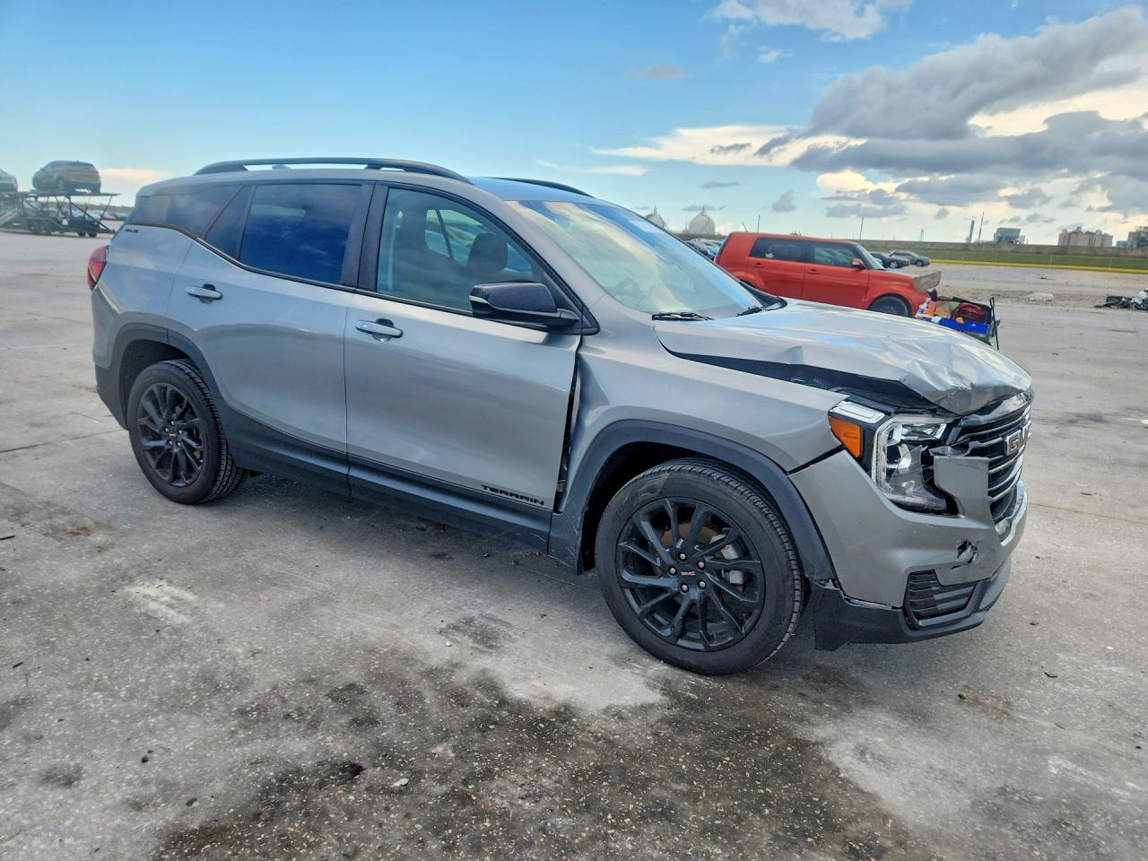 2023 GMC TERRAIN SLE — снимка 4