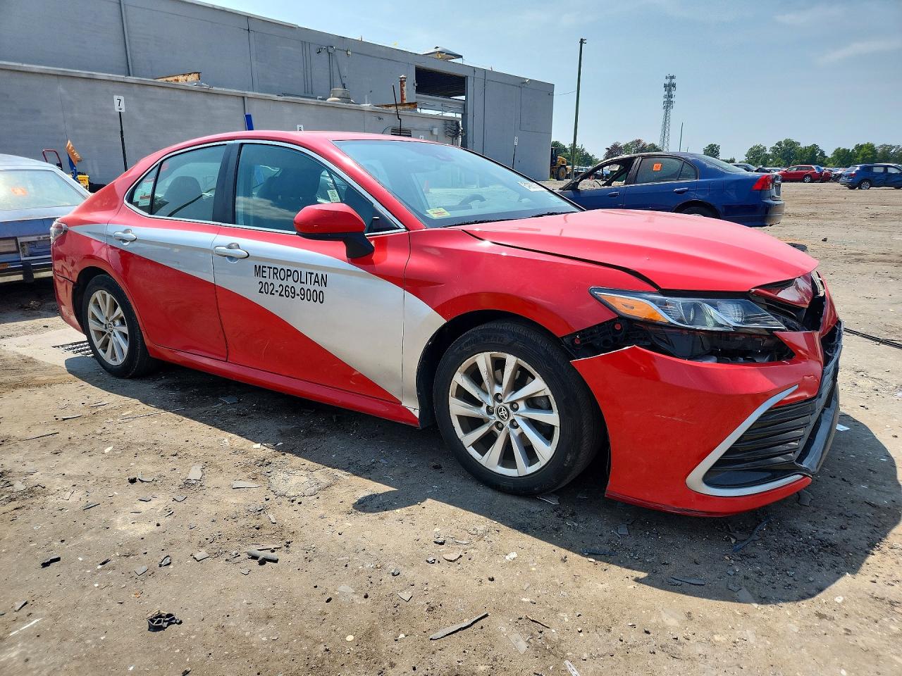 2021 TOYOTA CAMRY LE — снимка 4