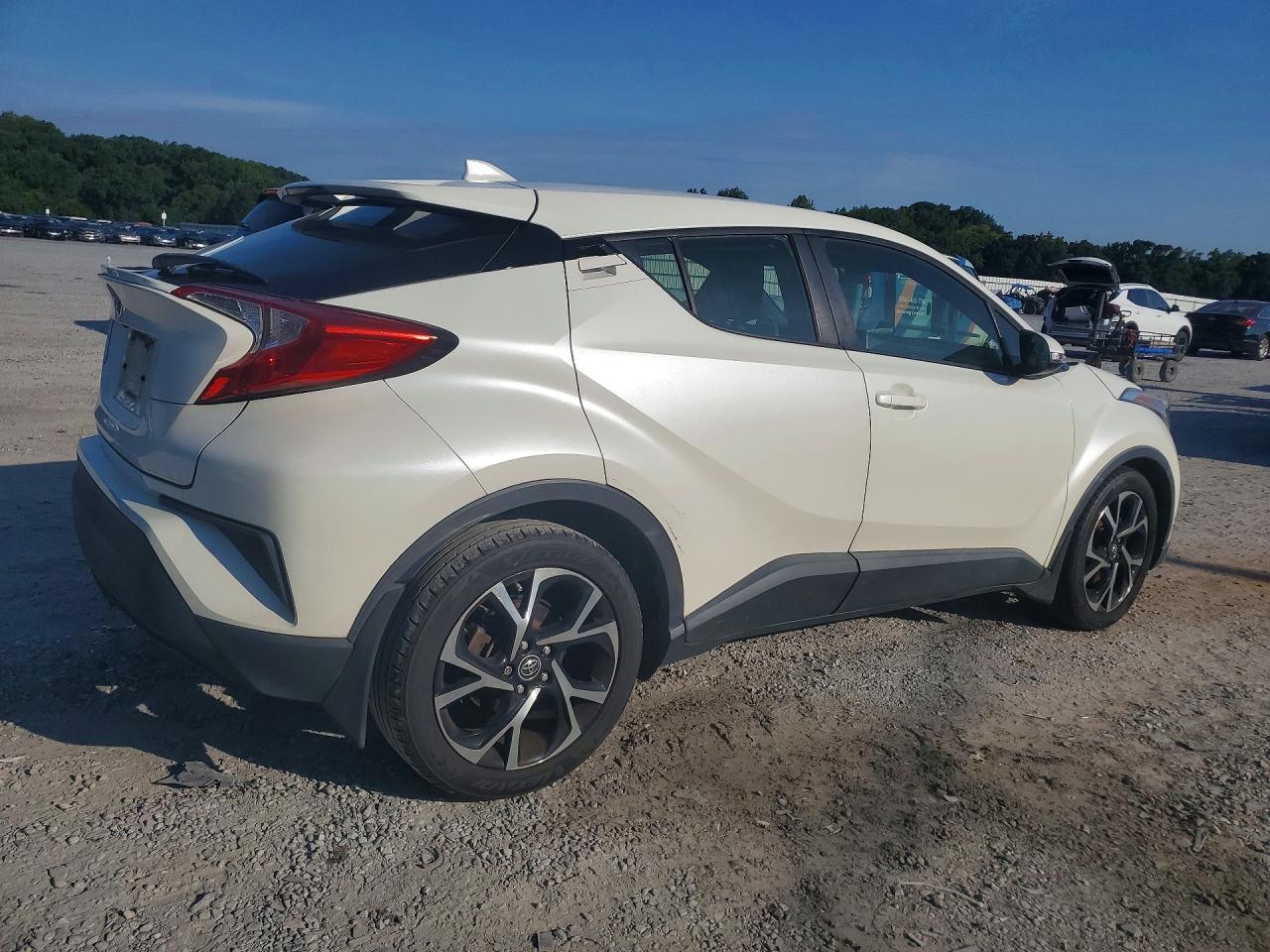 2018 TOYOTA C-HR XLE — снимка 3
