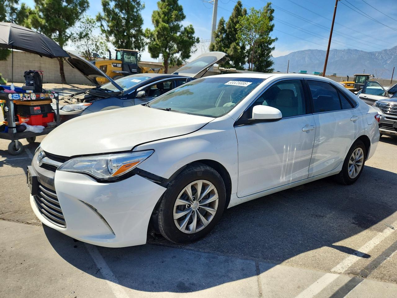 2017 TOYOTA CAMRY LE