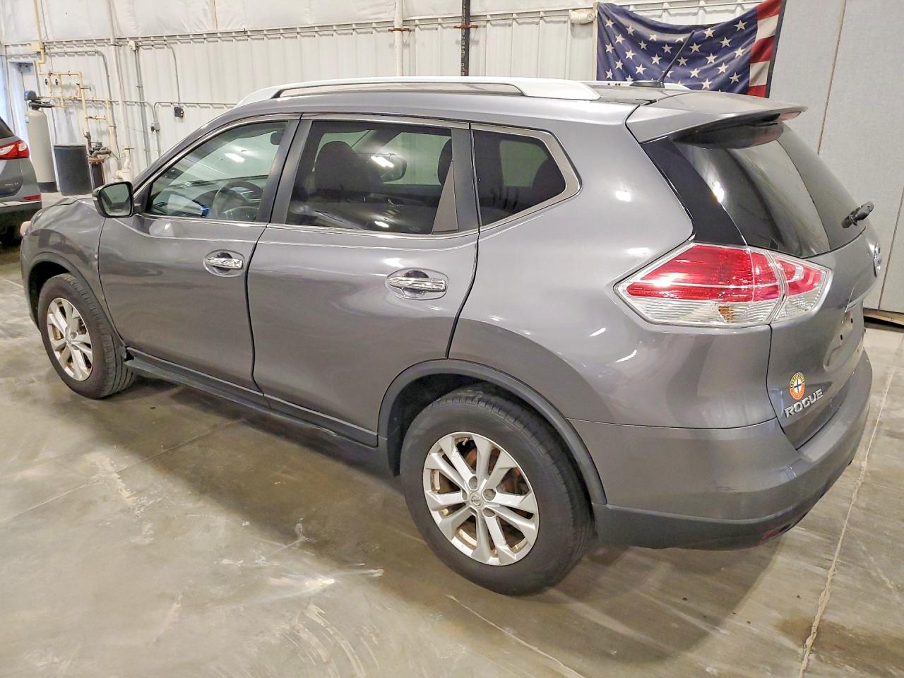 2015 NISSAN ROGUE SV — снимка 2