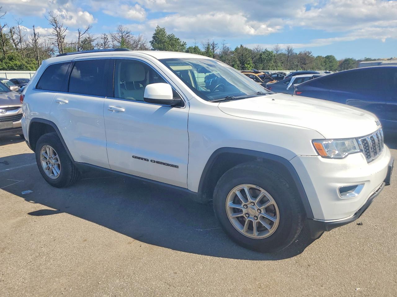 2020 JEEP GRAND CHEROKEE LAREDO — снимка 4