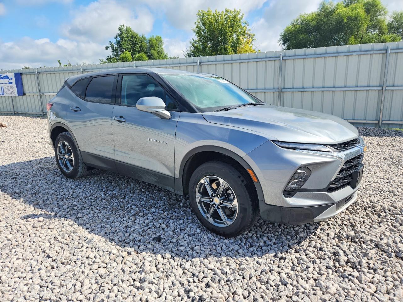 2025 CHEVROLET BLAZER 2LT — снимка 4