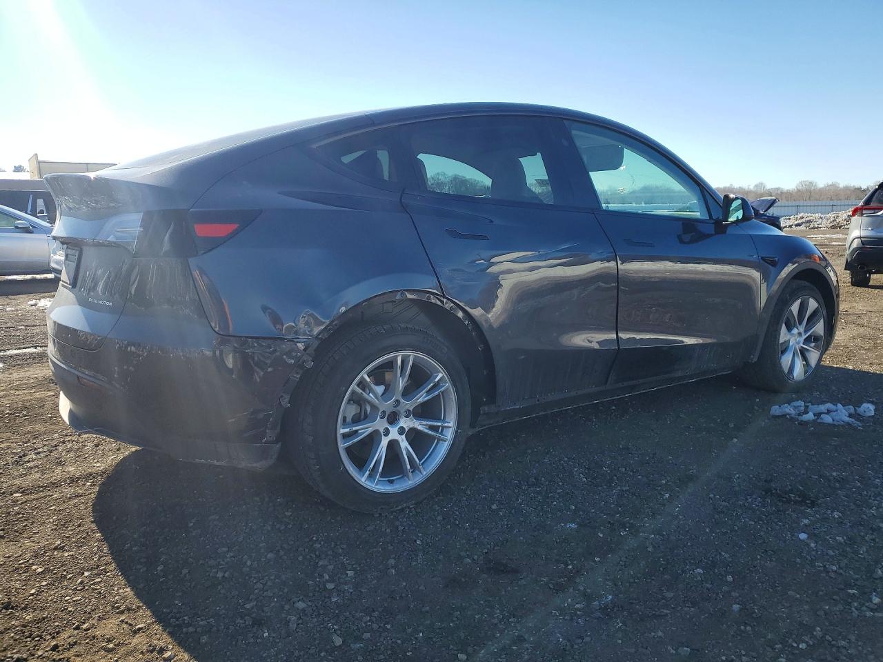2024 TESLA MODEL Y — снимка 3