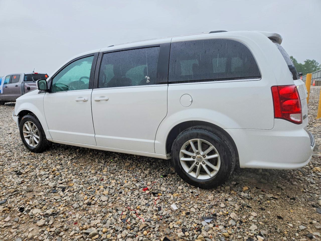 2020 DODGE GRAND CARAVAN SXT — снимка 2