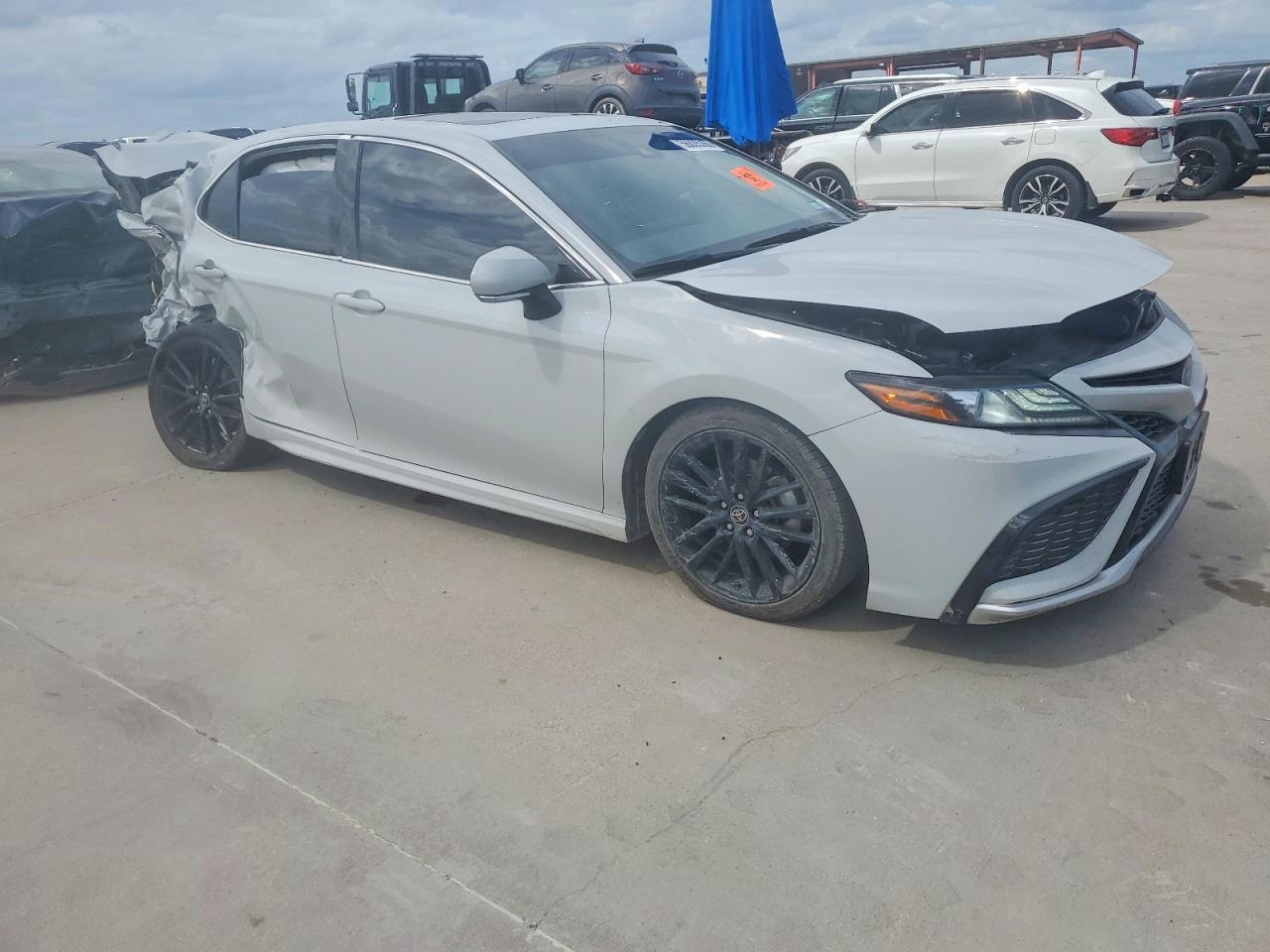 2023 TOYOTA CAMRY XSE