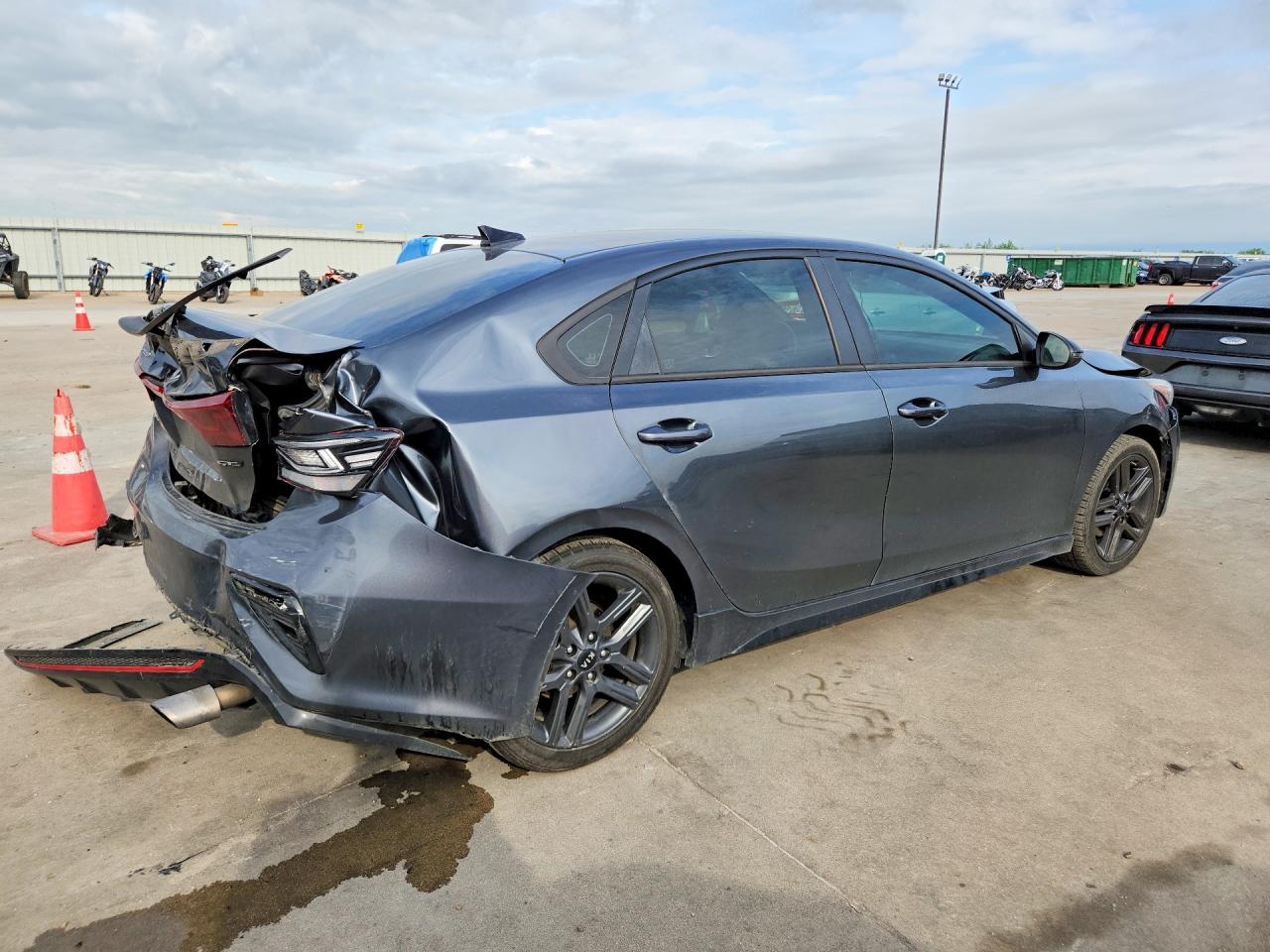 2021 KIA FORTE GT LINE — снимка 3
