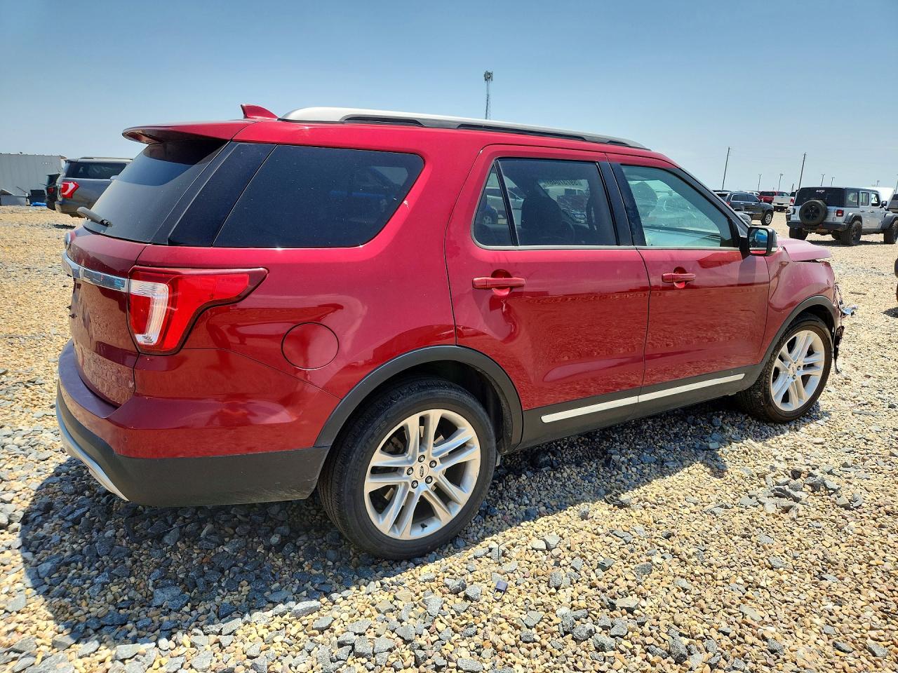 2017 FORD EXPLORER XLT — снимка 3