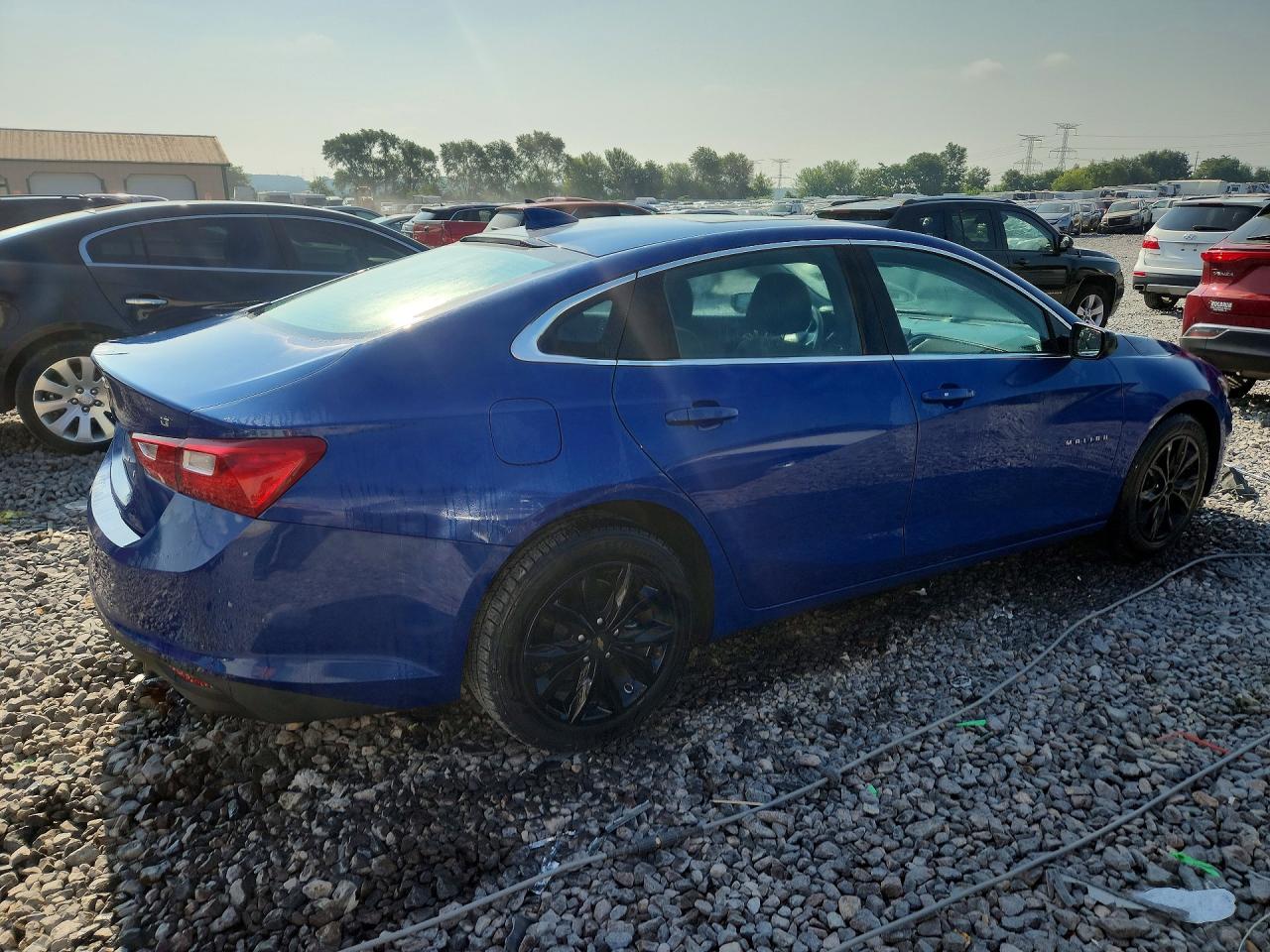 2023 CHEVROLET MALIBU LT — снимка 3