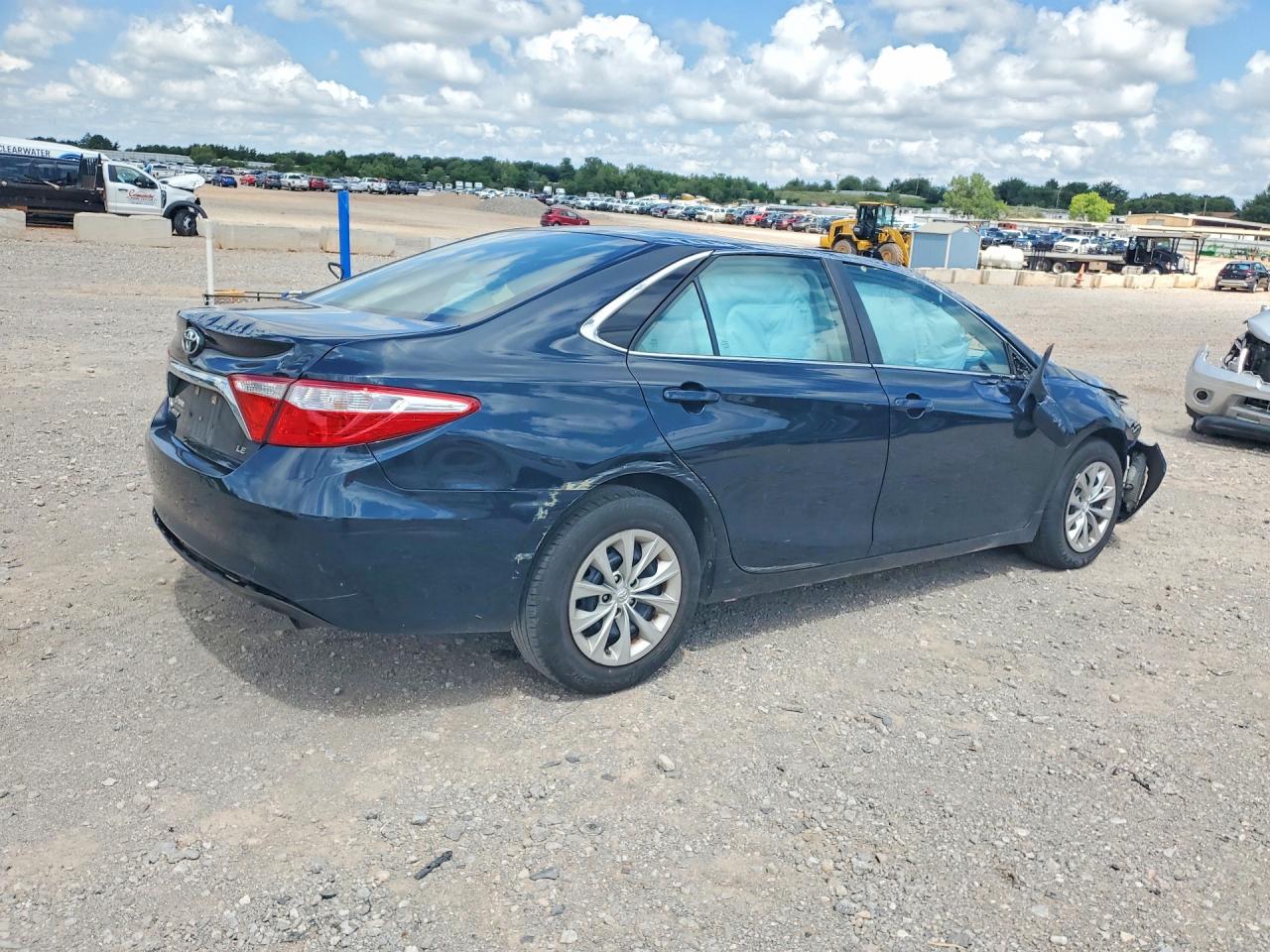 2017 TOYOTA CAMRY LE — снимка 3