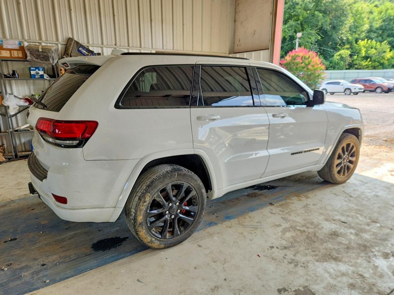 2021 JEEP GRAND CHEROKEE LAREDO — снимка 3