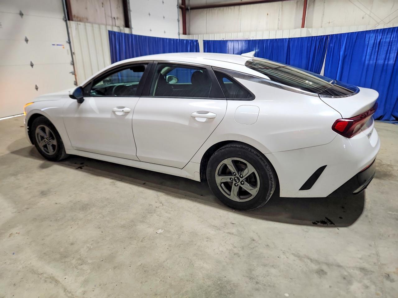 2021 KIA K5 LXS — снимка 2