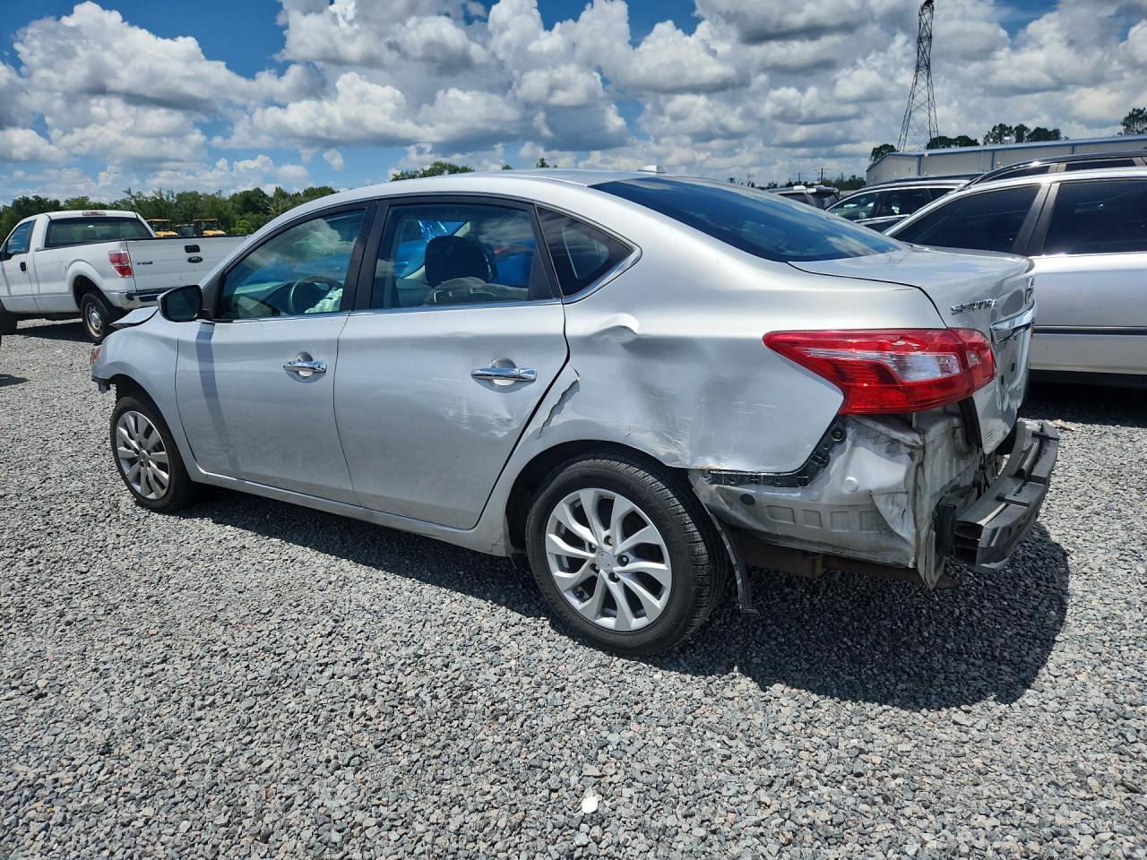 2019 NISSAN SENTRA SV — снимка 2