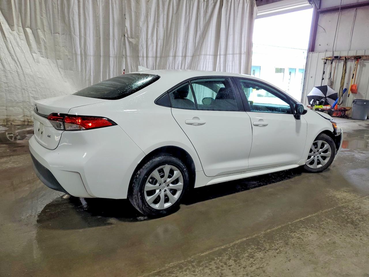 2026 TOYOTA COROLLA LE — снимка 3
