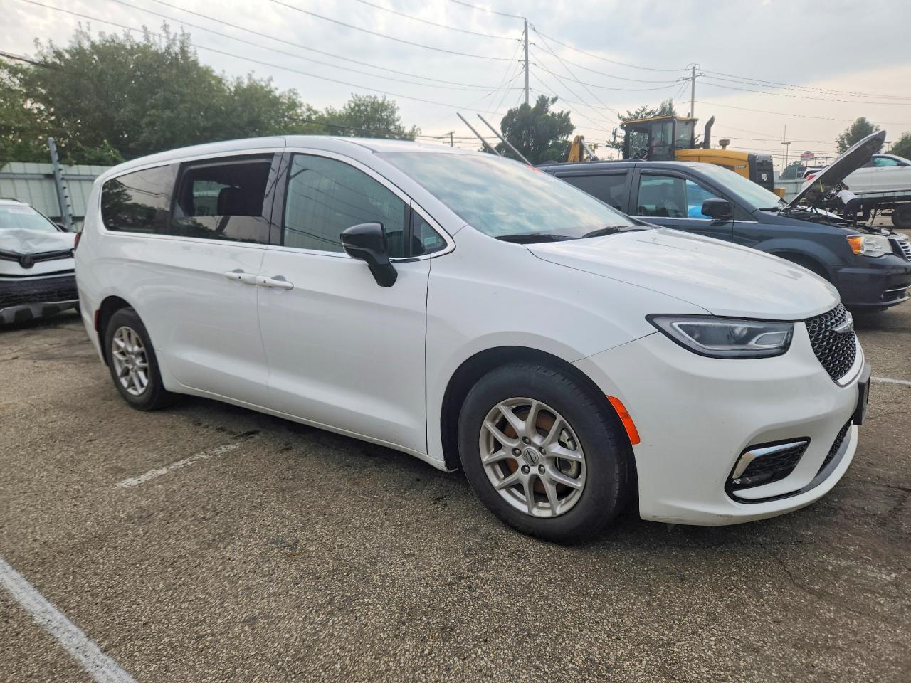 2025 CHRYSLER PACIFICA SELECT — снимка 4