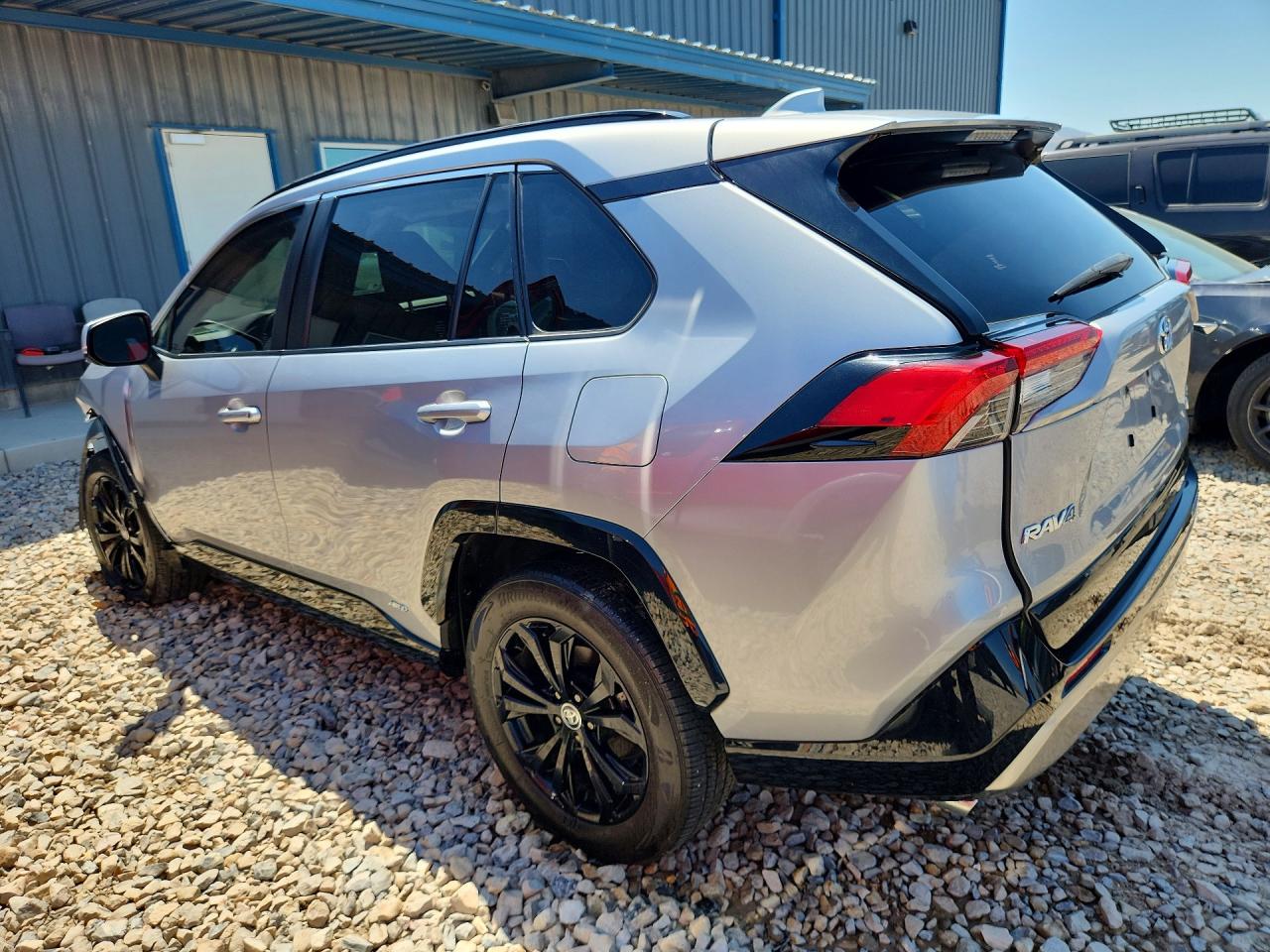 2022 TOYOTA RAV4 SE — снимка 2