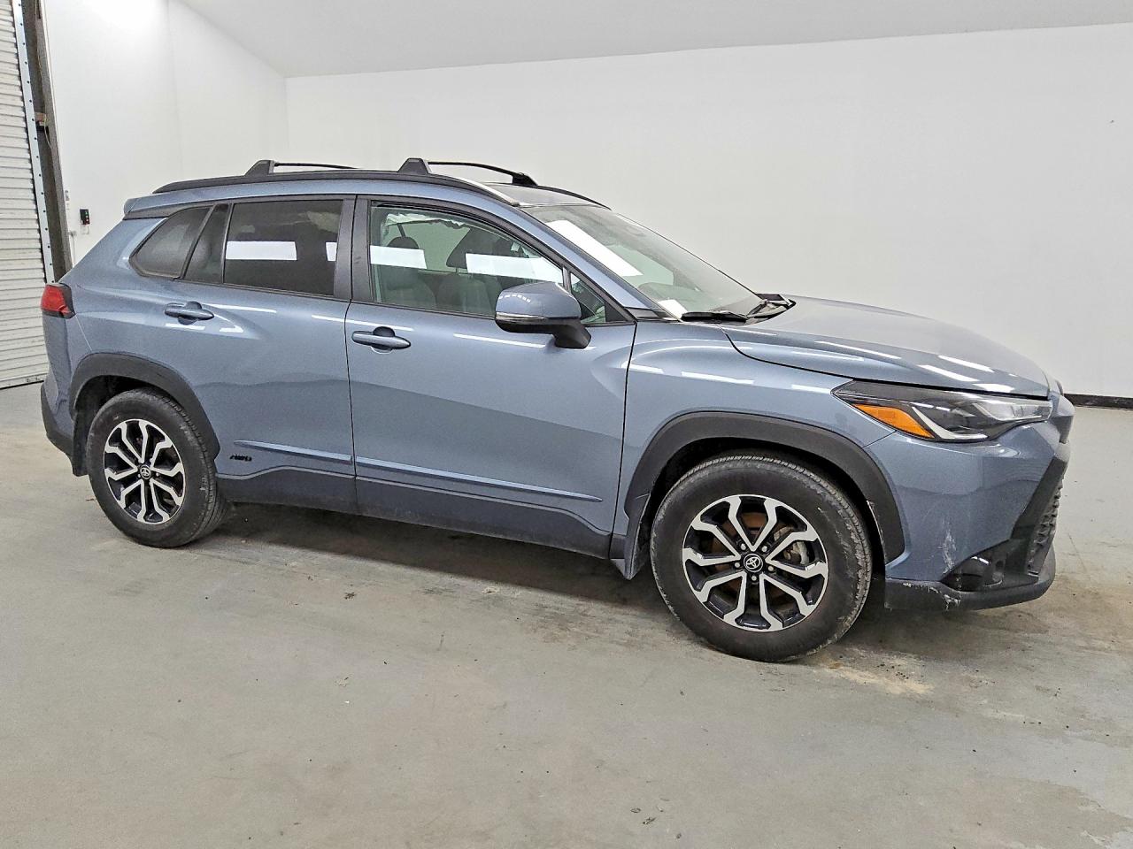 2024 TOYOTA COROLLA CROSS HYBRID SE — снимка 4