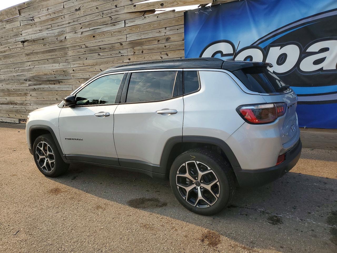 2025 JEEP COMPASS LIMITED — снимка 2