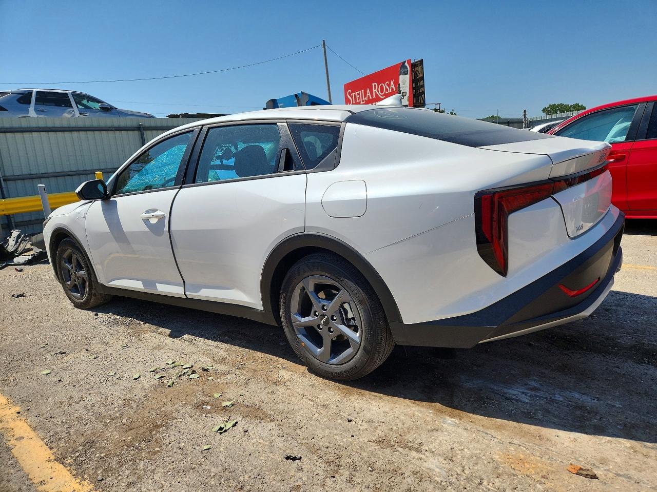 2026 KIA K4 LXS — снимка 2
