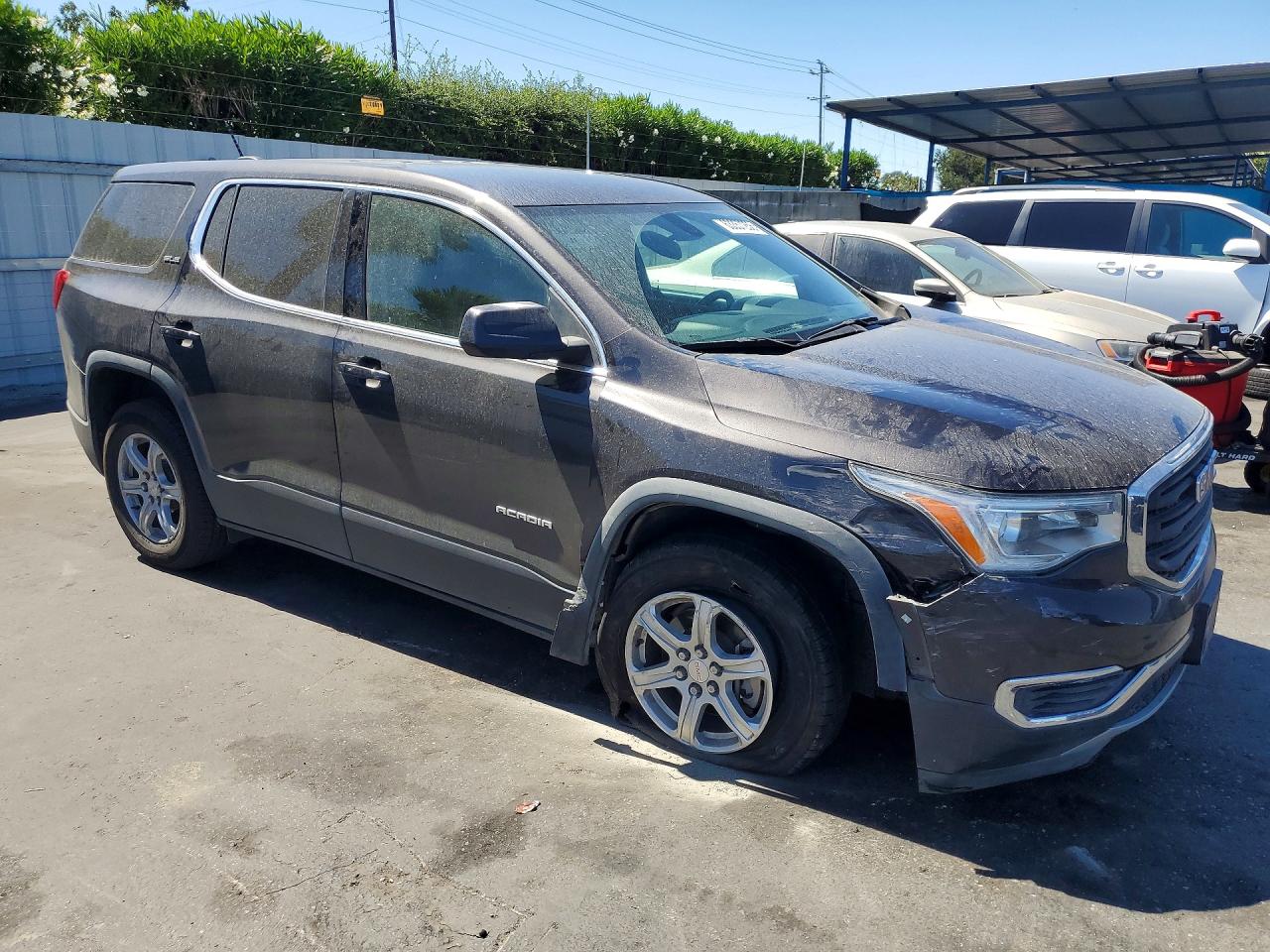 2017 GMC ACADIA SLE — снимка 4