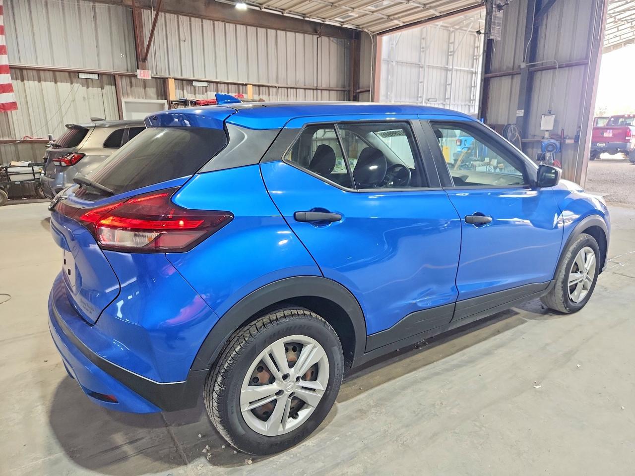 2021 NISSAN KICKS S — снимка 3