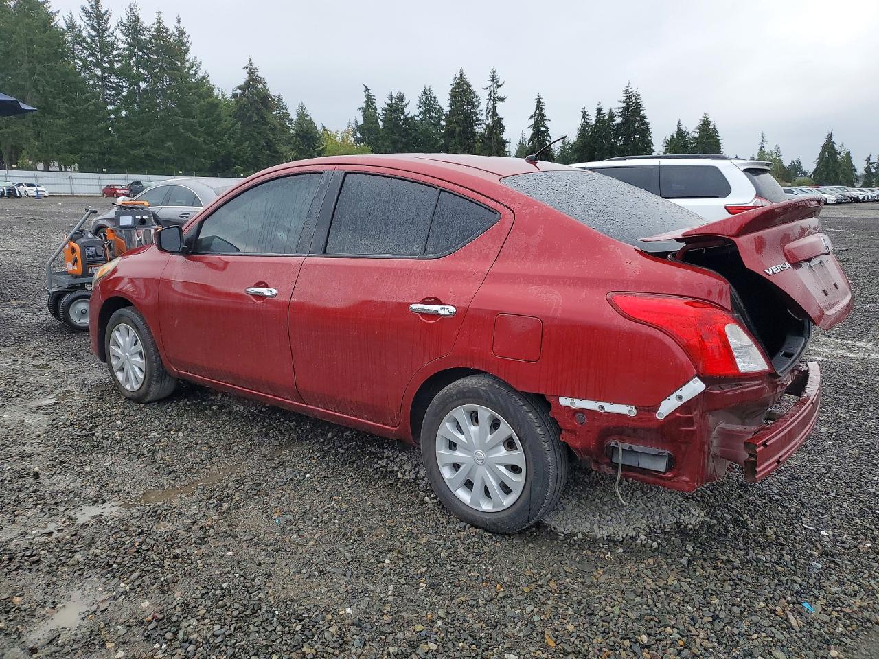 2019 NISSAN VERSA SV — снимка 2