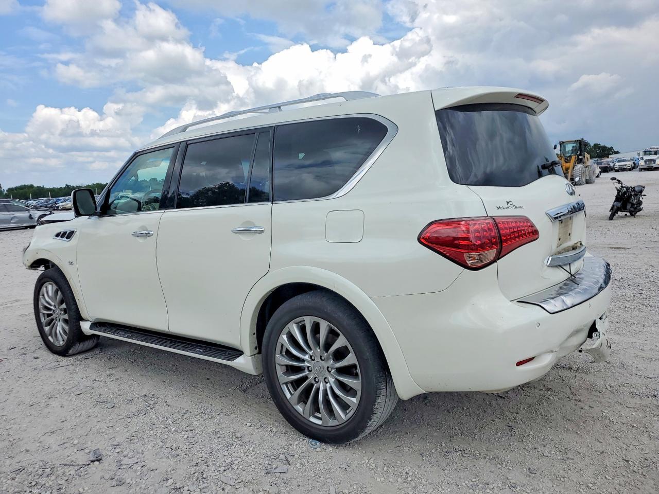 2015 INFINITI QX80 BASE — снимка 2