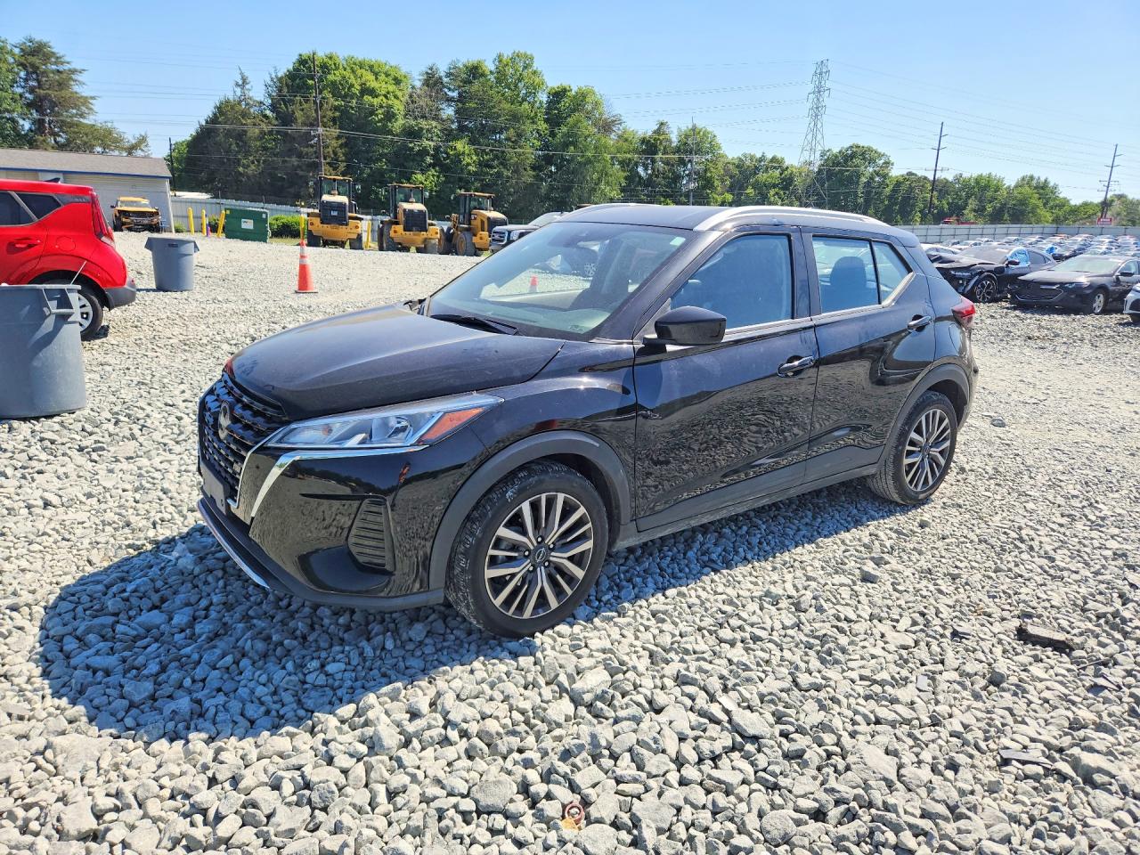 2024 NISSAN KICKS SV