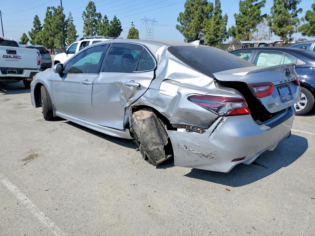 2023 TOYOTA CAMRY SE — снимка 2